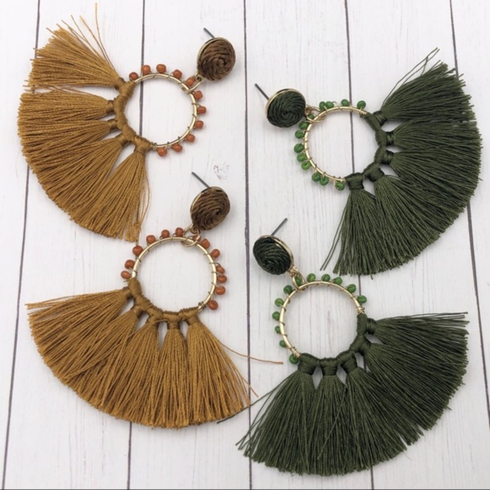 🌼 Tassel Fan Beaded Statement Drop Earrings